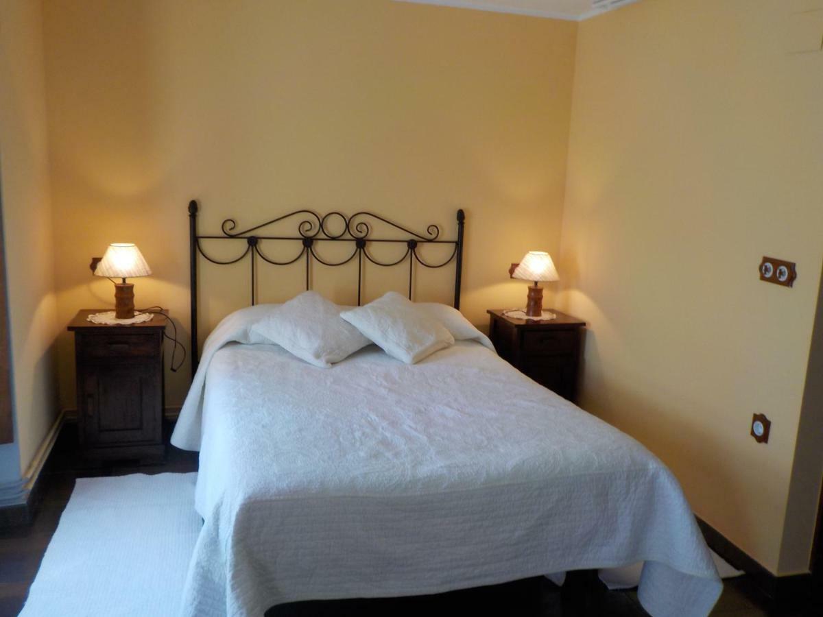 Apartamentos Rurales La Husteriza Ruenes Εξωτερικό φωτογραφία