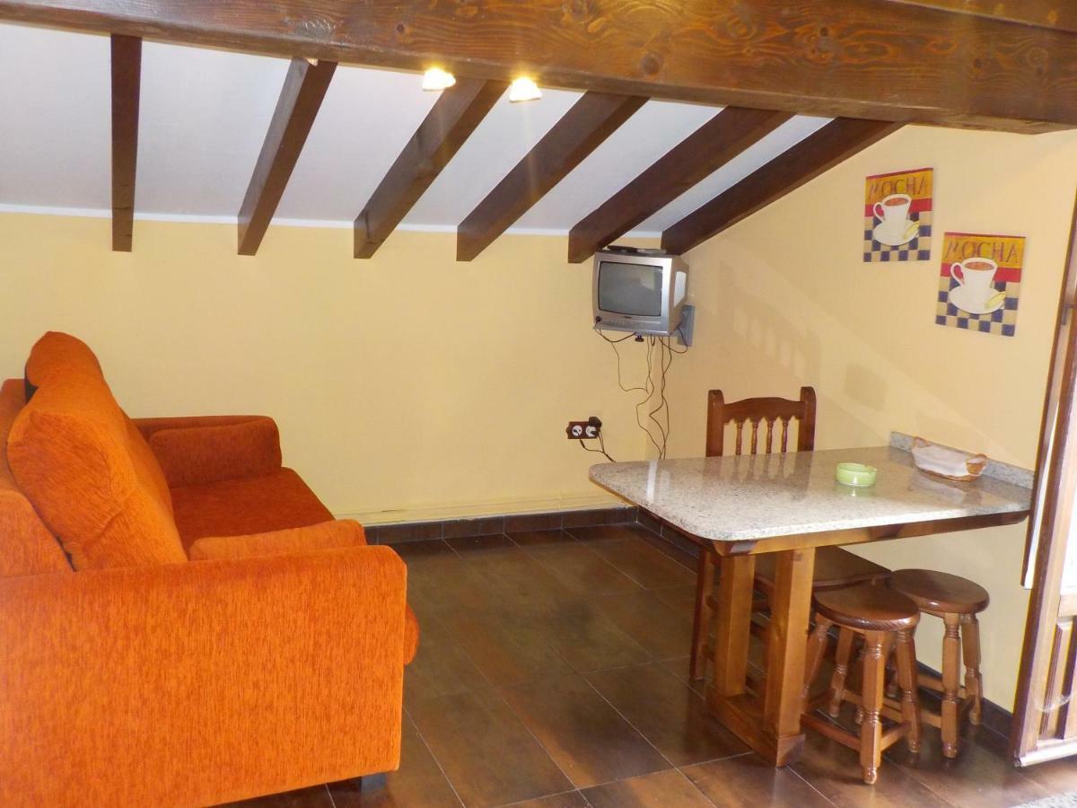 Apartamentos Rurales La Husteriza Ruenes Εξωτερικό φωτογραφία