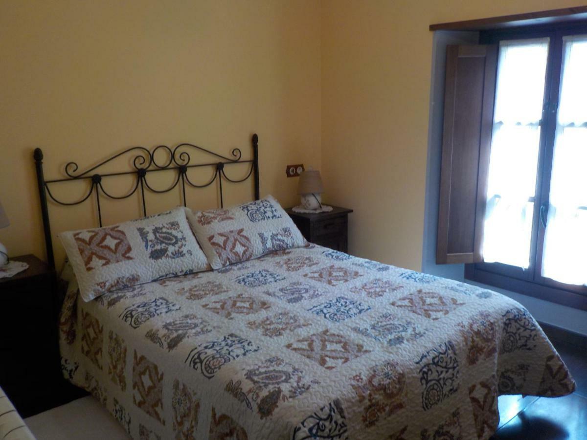 Apartamentos Rurales La Husteriza Ruenes Εξωτερικό φωτογραφία