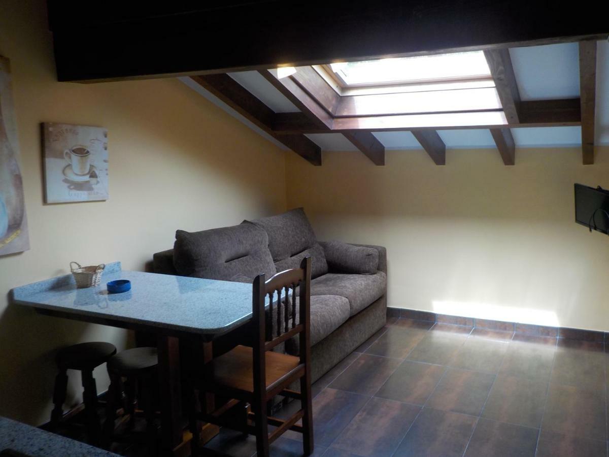 Apartamentos Rurales La Husteriza Ruenes Εξωτερικό φωτογραφία